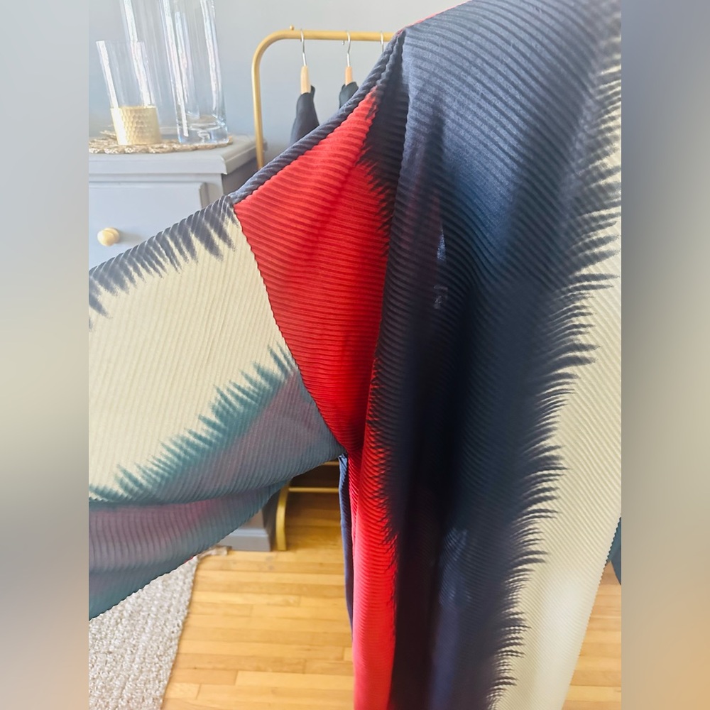 Multicolored Wrap - Picture 5 of 9